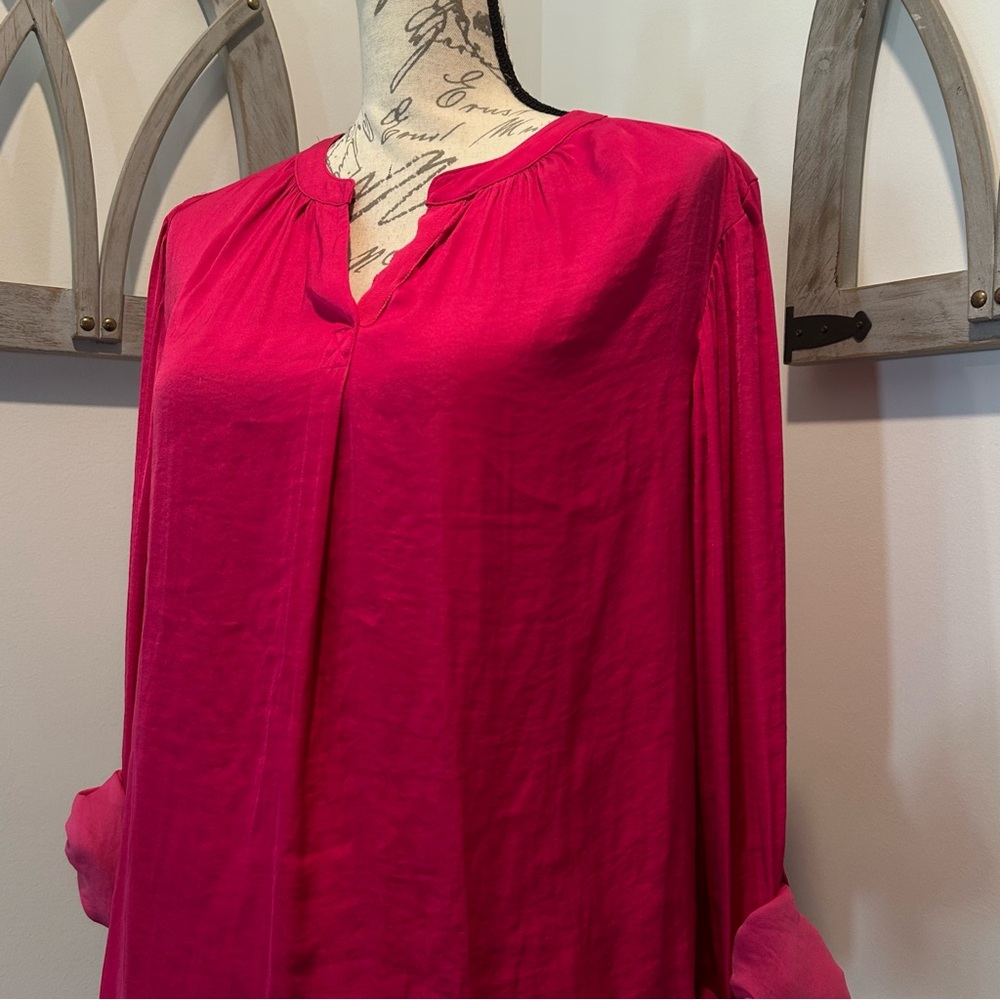 Simply Vera Long Sleeve Blouse Pink Soft Silky Comfortable V-Neck size Large - Picture 4 of 10